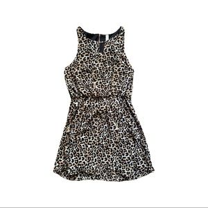 Sleeveless leopard dress with zipper detail - Med